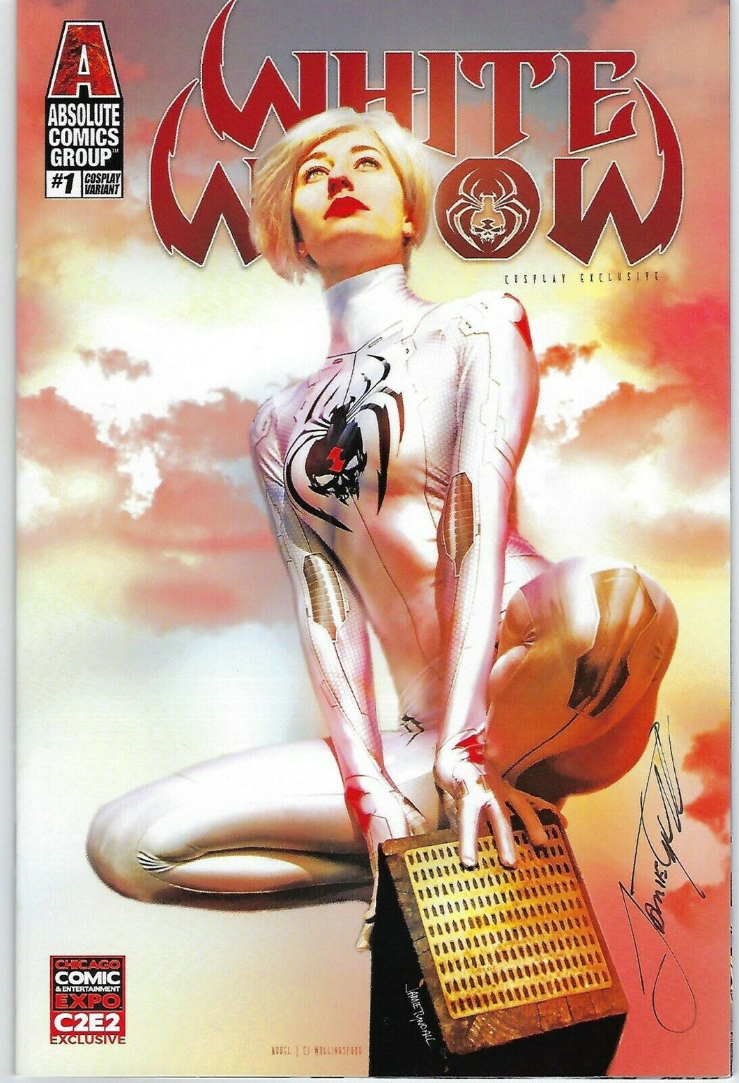 White Widow #1 CJ Cosplay Variant C2E2 Cover Jamie Tyndall Signed Edition   NM